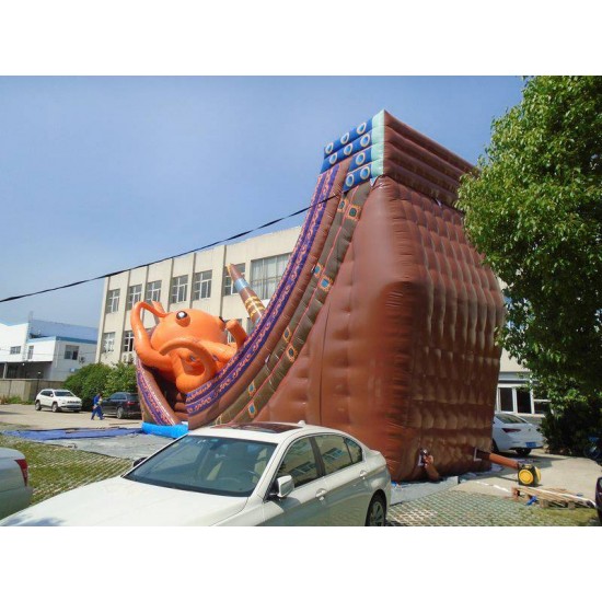 Scivolo Gonfiabile Kraken Scivolo Gonfiabile Kraken